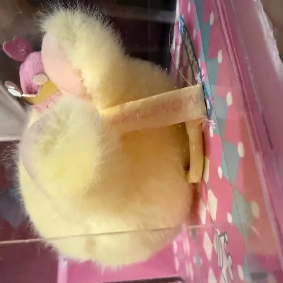 Labubu Lets Checkmate Queen Vinyl Plush Hanging figure NIB - Picture 7 of 7